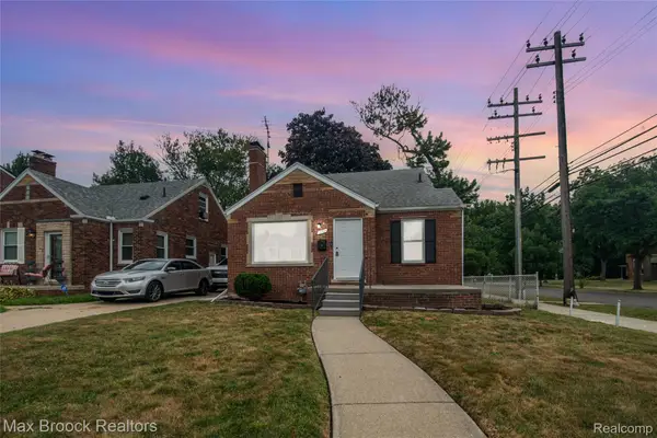 18904 Mallina Street, GrossePointe, MI 48236
