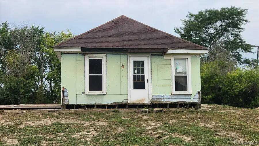 10781 Armstrong Road, Berlin, MI 48179 - #2