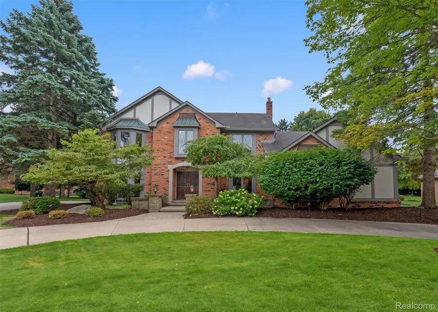 2849 River Trail Drive, Rochester Hills, MI 48309 - #3