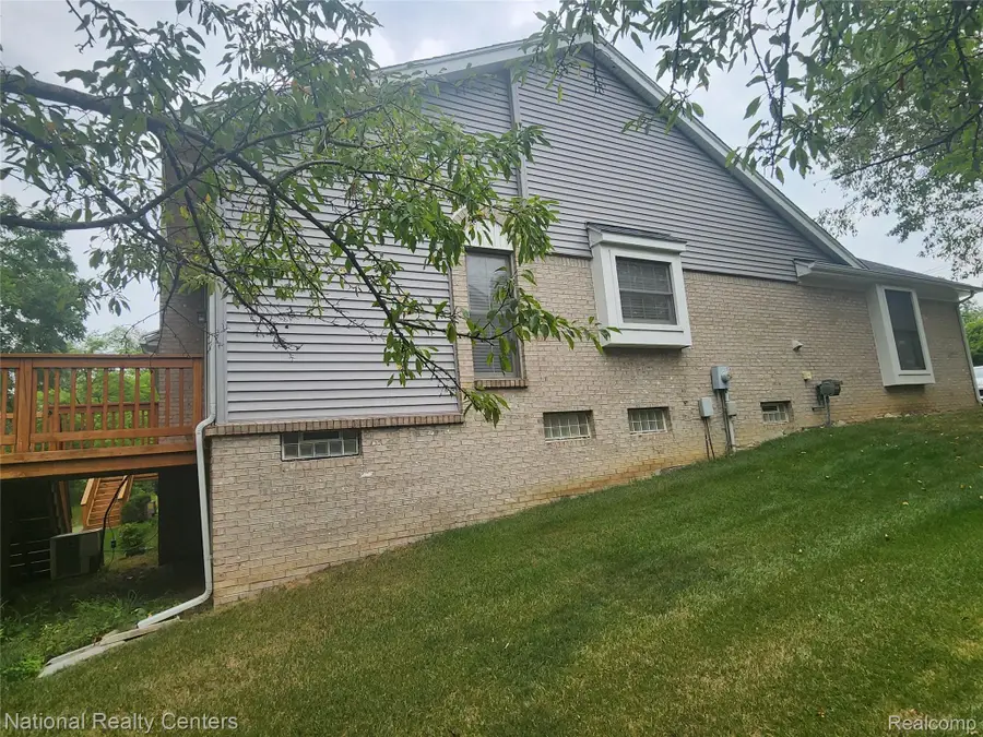 41810 Coventry Way, Canton, MI 48187 - #3