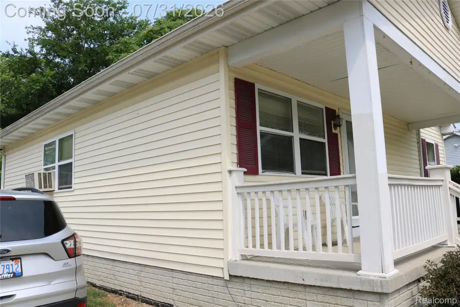213 S 4th Avenue, Saginaw, MI 48607 - #3