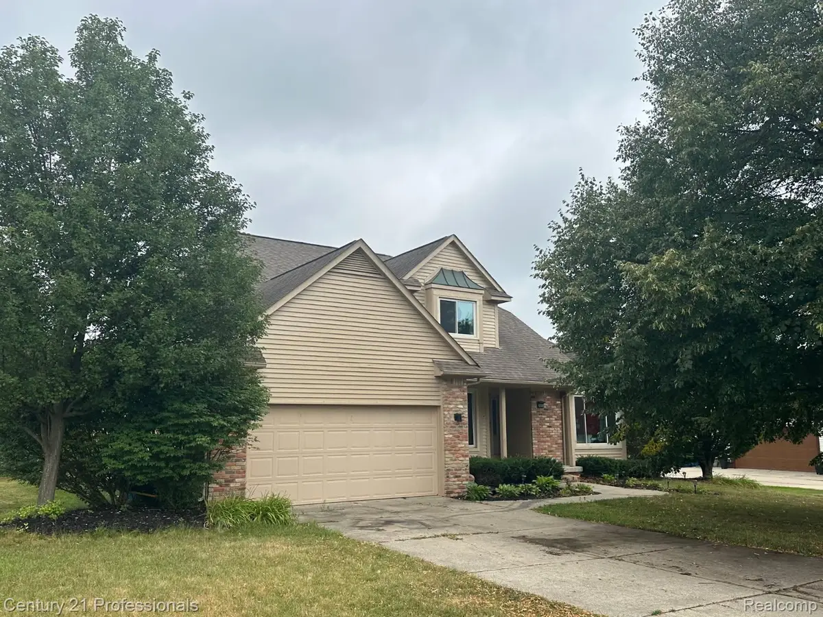 12220 Moceri Drive, Grand Blanc, MI 48439 - #1