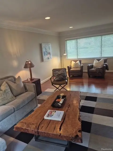 142 E Hickory Grove Road #3, Bloomfield Hills, MI 48304 - #3