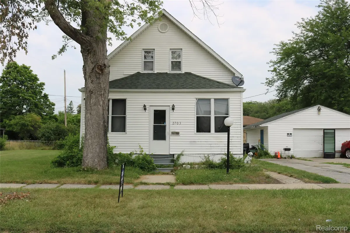 2703 Narloch Street, Saginaw, MI 48601 - #1
