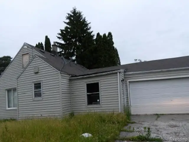 3300 Cherry Street, Saginaw, MI 48601 - #2