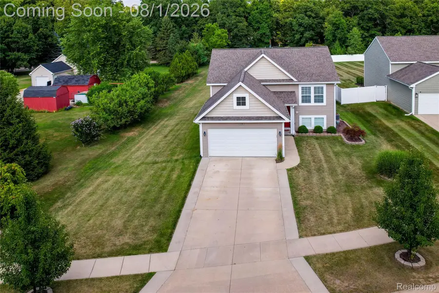 3760 Amber Oaks Drive, Howell, MI 48855 - #2