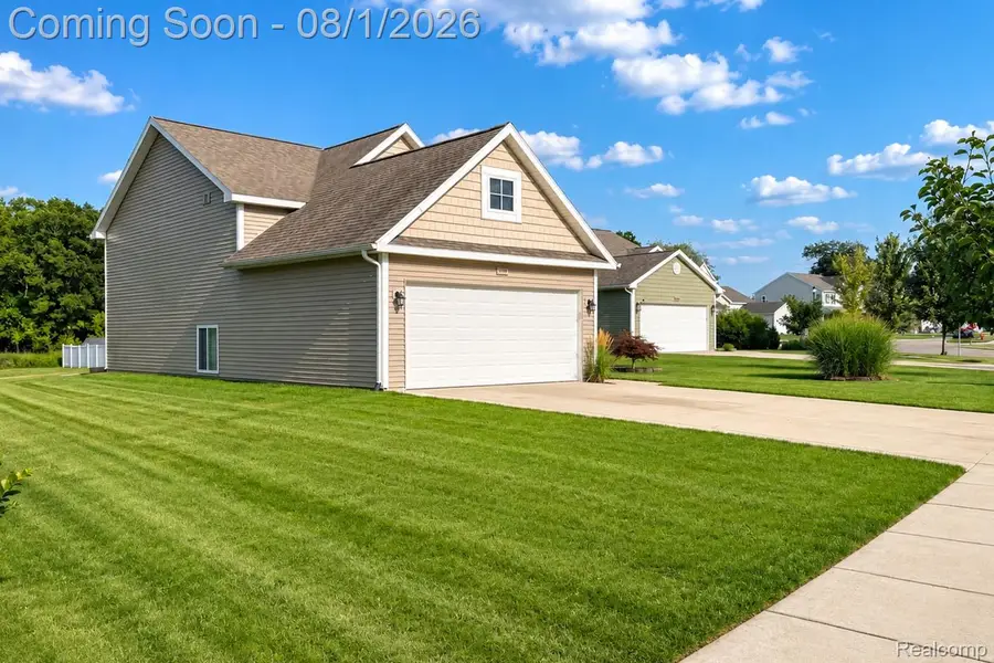 3760 Amber Oaks Drive, Howell, MI 48855 - #3