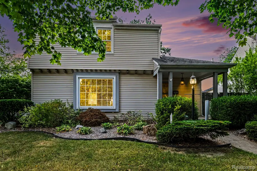 1064 Lafayette Street, Flint, MI 48503 - #2