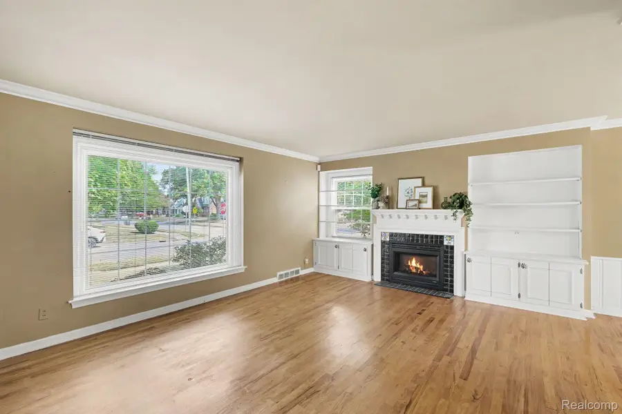 1064 Lafayette Street, Flint, MI 48503 - #3