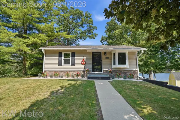 1772 Clark Lake Road, Brighton, MI 48114