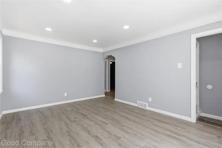 18246 Ashton Avenue, Detroit, MI 48219 - #2