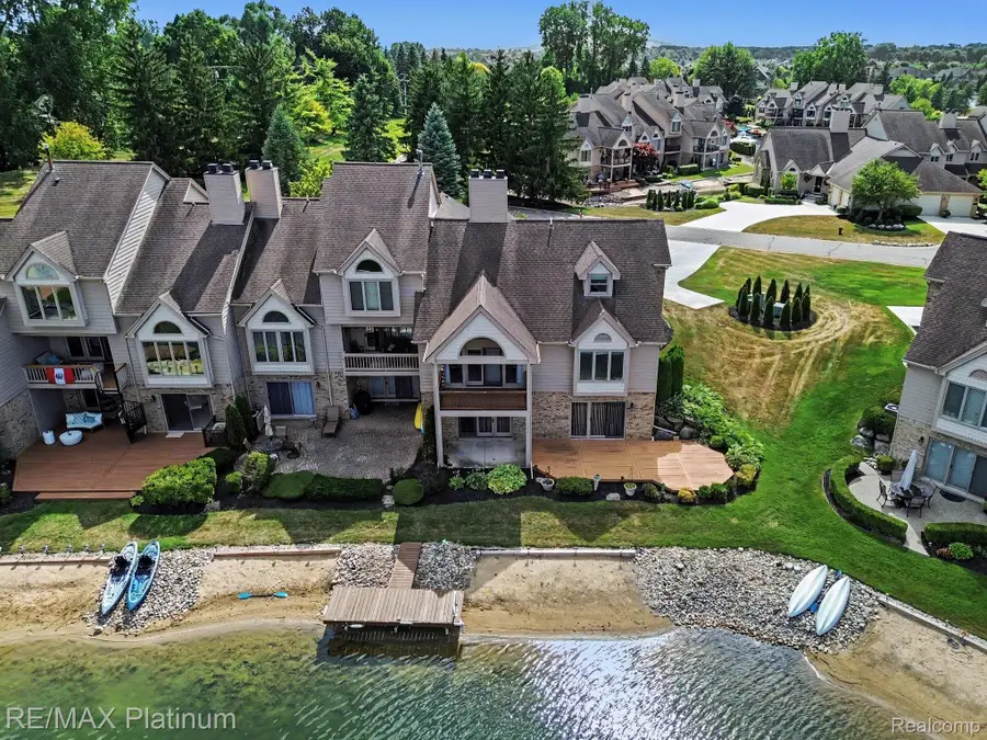 18012 Blue Heron Pointe Drive, Northville, MI 48168 - #3