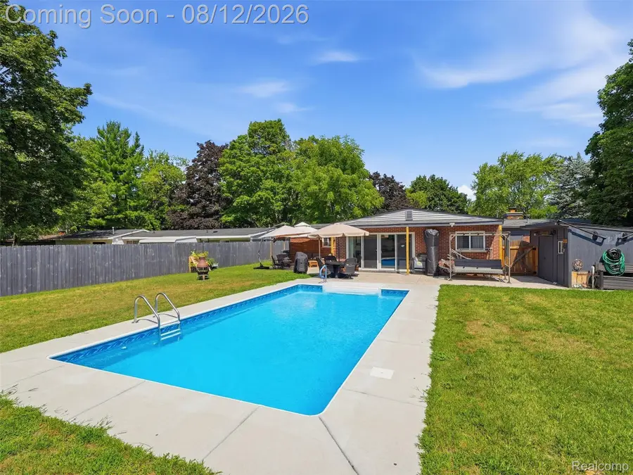 1640 Beverly Boulevard, Walled Lake, MI 48390 - #2