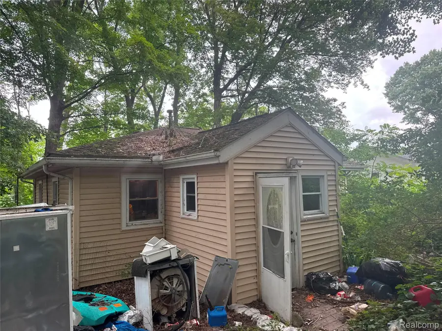 31337 E Baseline Road, Gobles, MI 49055 - #2