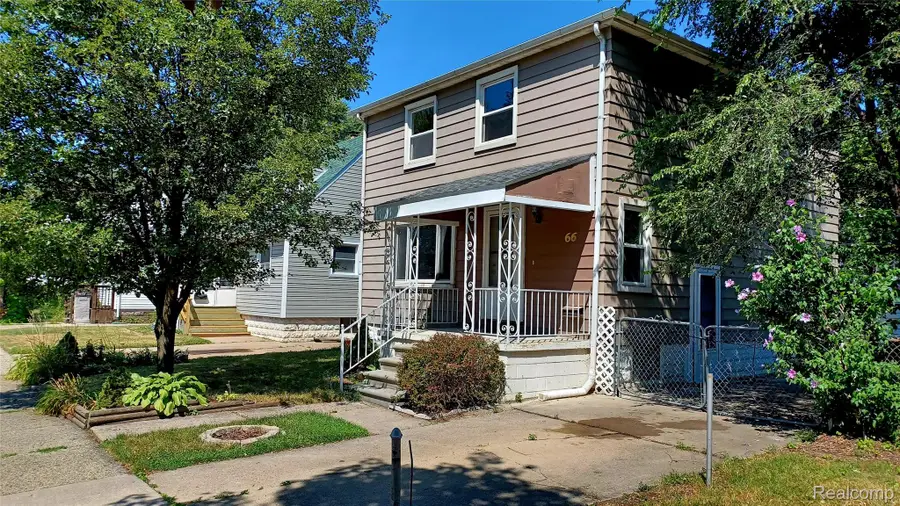 66 W Garfield Avenue, Hazel Park, MI 48030 - #3