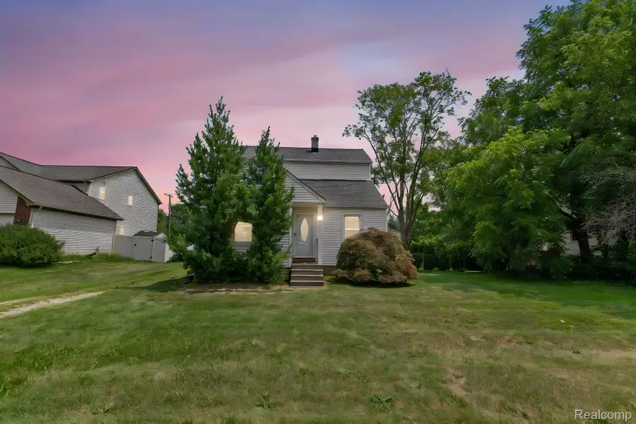 2891 Culbertson Avenue, Rochester Hills, MI 48307 - #3