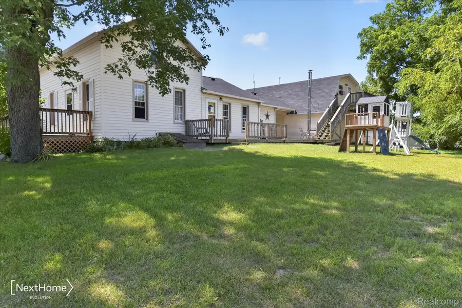 23740 Carleton West Rd Road, Belleville, MI 48111 - #2