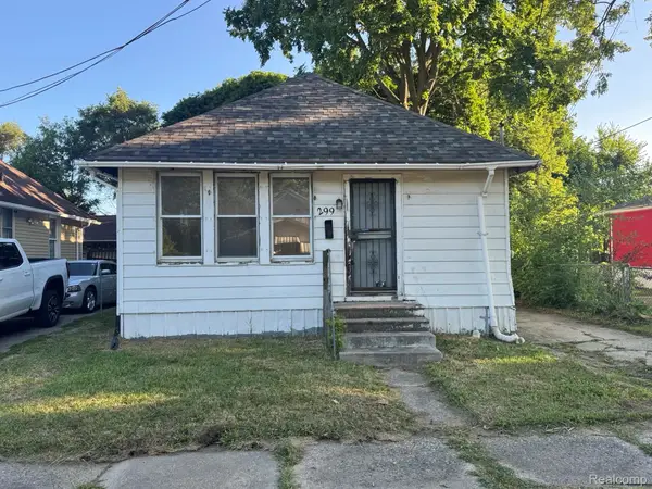 299 Raeburn Street, Pontiac, MI 48341