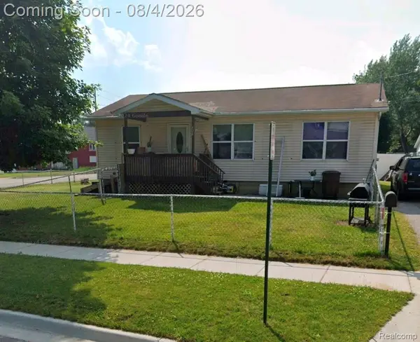424 Maple Avenue, Owosso, MI 48867