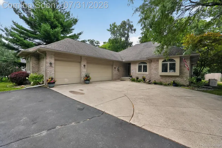 7480 Majestic Woods Drive, Linden, MI 48451 - #3