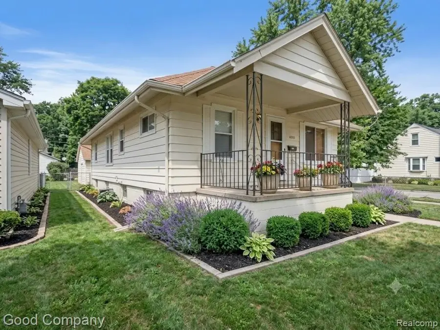 1102 S Wilson Avenue, Royal Oak, MI 48067 - #3