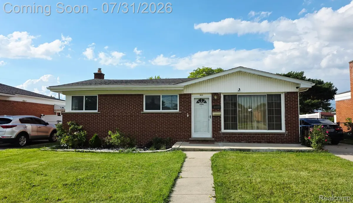 8577 Christine Street, Warren, MI 48093 - #1