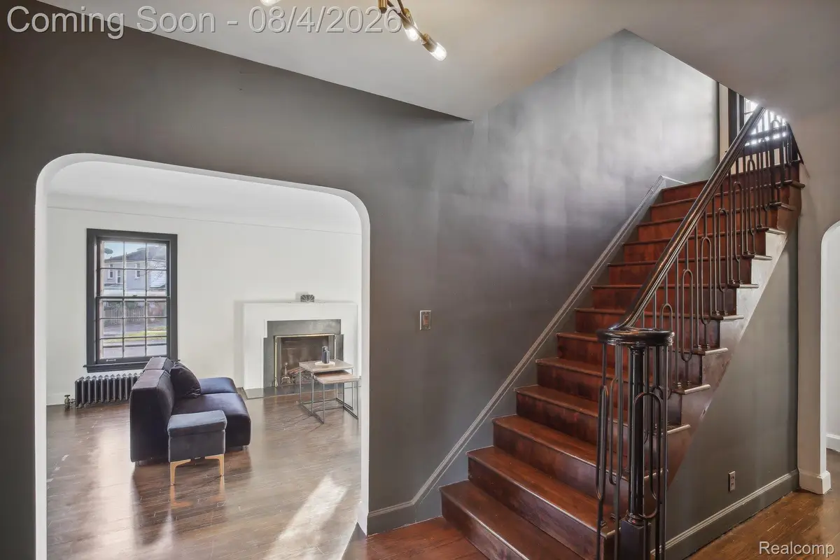 276 Lewiston Road, Grosse Pointe Farms, MI 48236 - #1