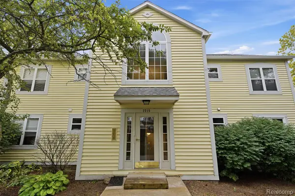 2215 S Huron Parkway #1, AnnArbor, MI 48104