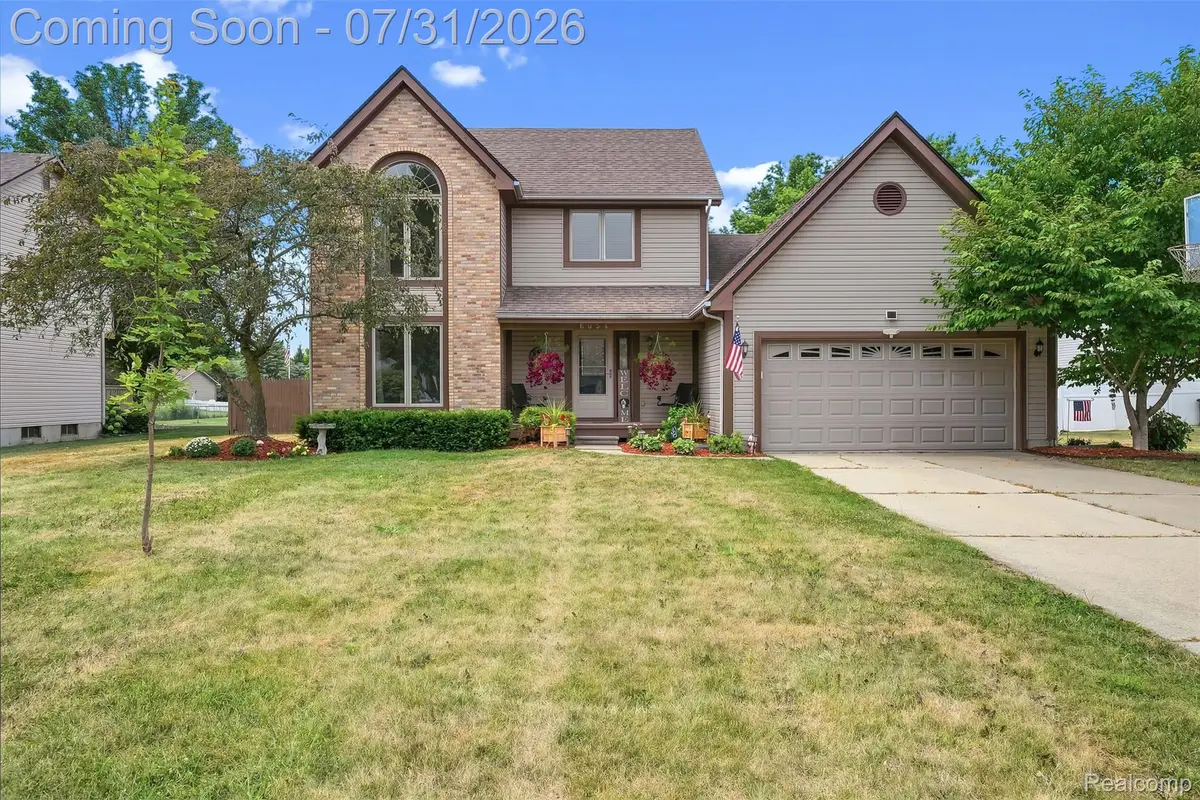 6054 Chatham Court, Grand Blanc, MI 48439 - #1