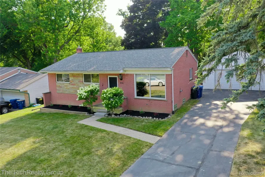 331 Lorberta Lane, Waterford, MI 48328 - #2