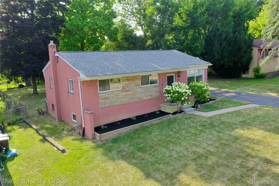 331 Lorberta Lane, Waterford, MI 48328 - #3