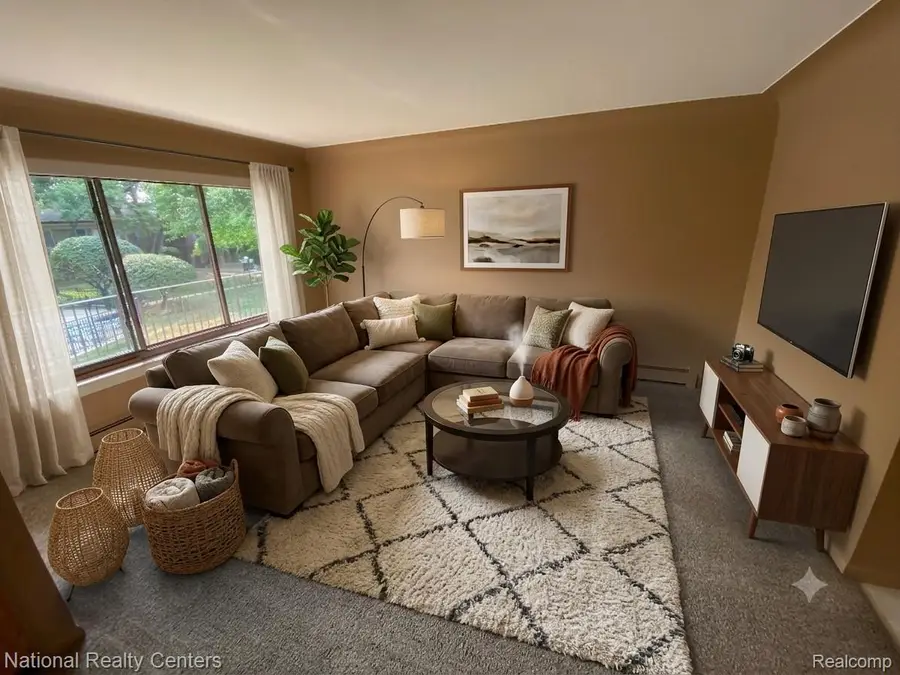 995 N Cass Lake Road #243, Waterford, MI 48328 - #3