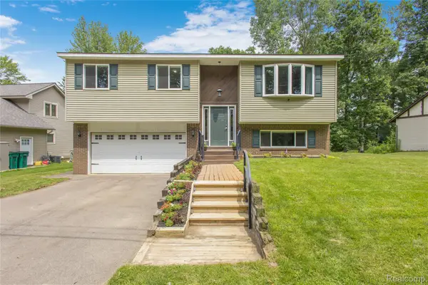 4471 Impala Drive, Holly, MI 48442