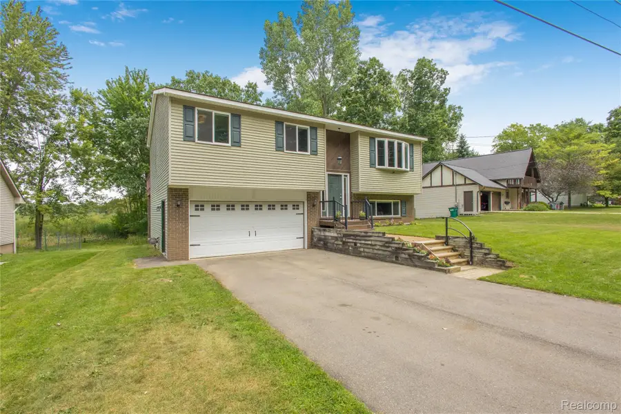 4471 Impala Drive, Holly, MI 48442 - #2