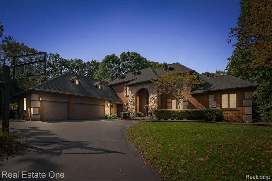 7798 Fieldstone Ridge, Clarkston, MI 48348 - #2