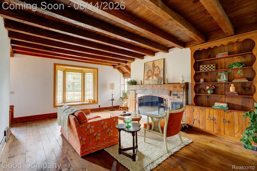 884 W Oakridge Street, Ferndale, MI 48220 - #2