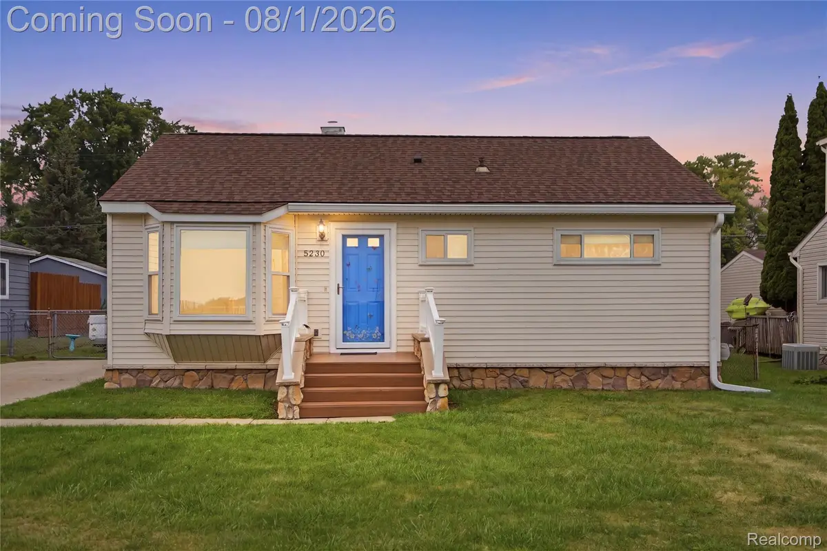 5230 Hatchery Road, Waterford, MI 48329 - #1