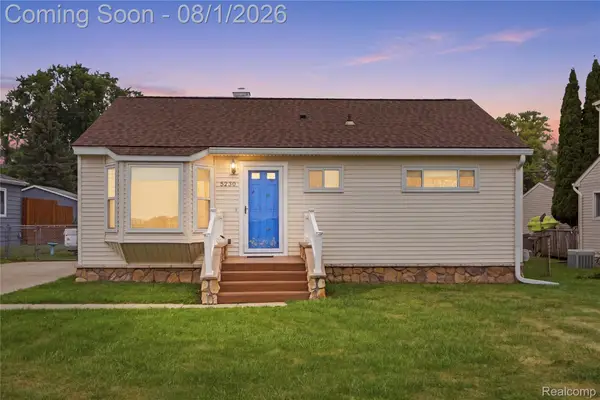 5230 Hatchery Road, Waterford, MI 48329