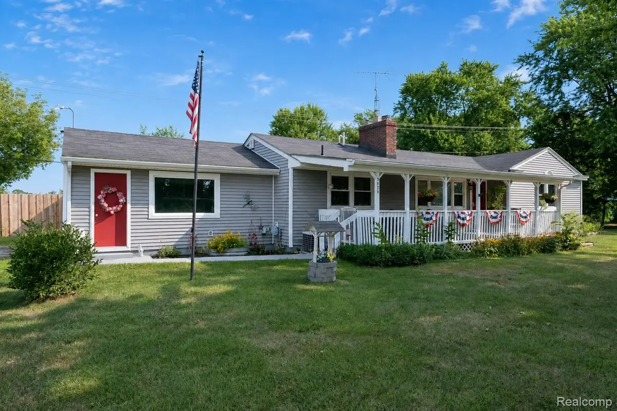 5088 W Grand Blanc Road, Mundy, MI 48473 - #1