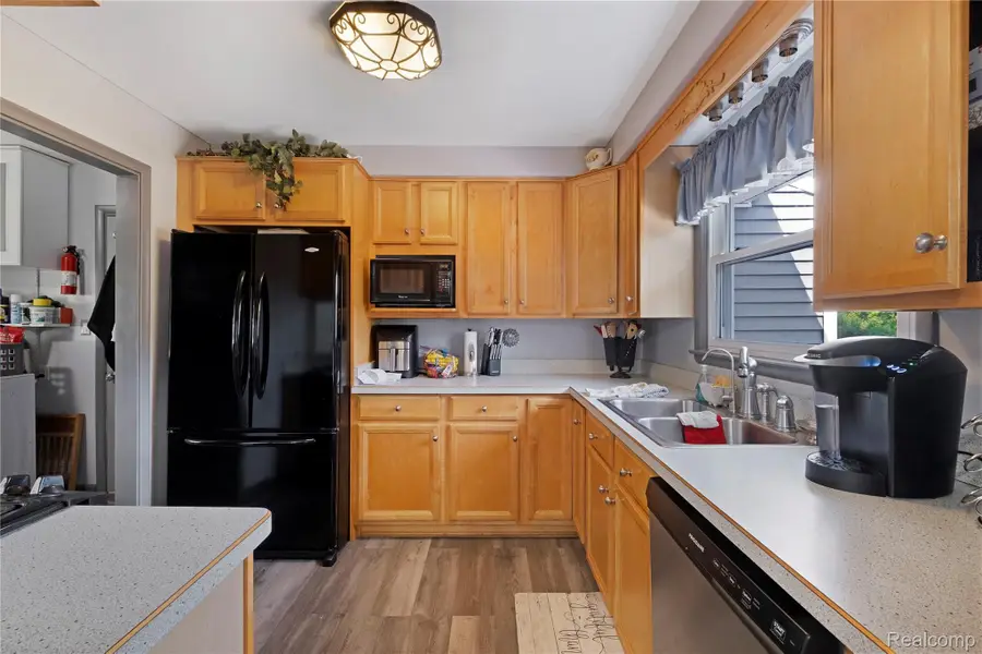 5088 W Grand Blanc Road, Mundy, MI 48473 - #3