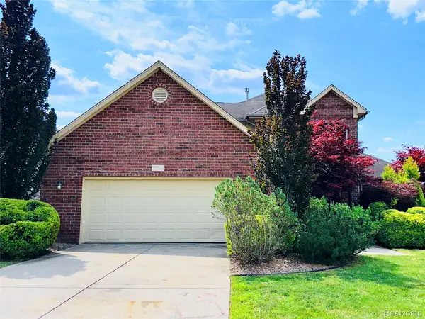 22246 Shane Drive, Macomb, MI 48042