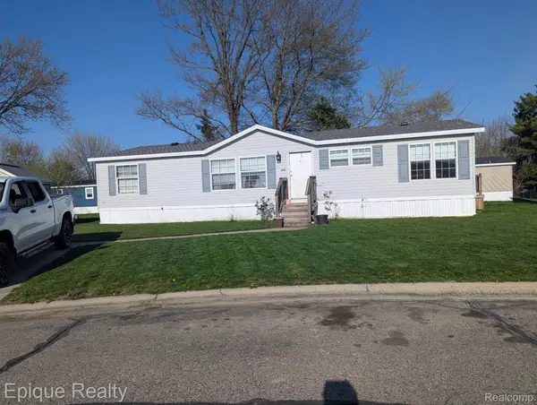5247 Van Orden Road #604, Webberville, MI 48892