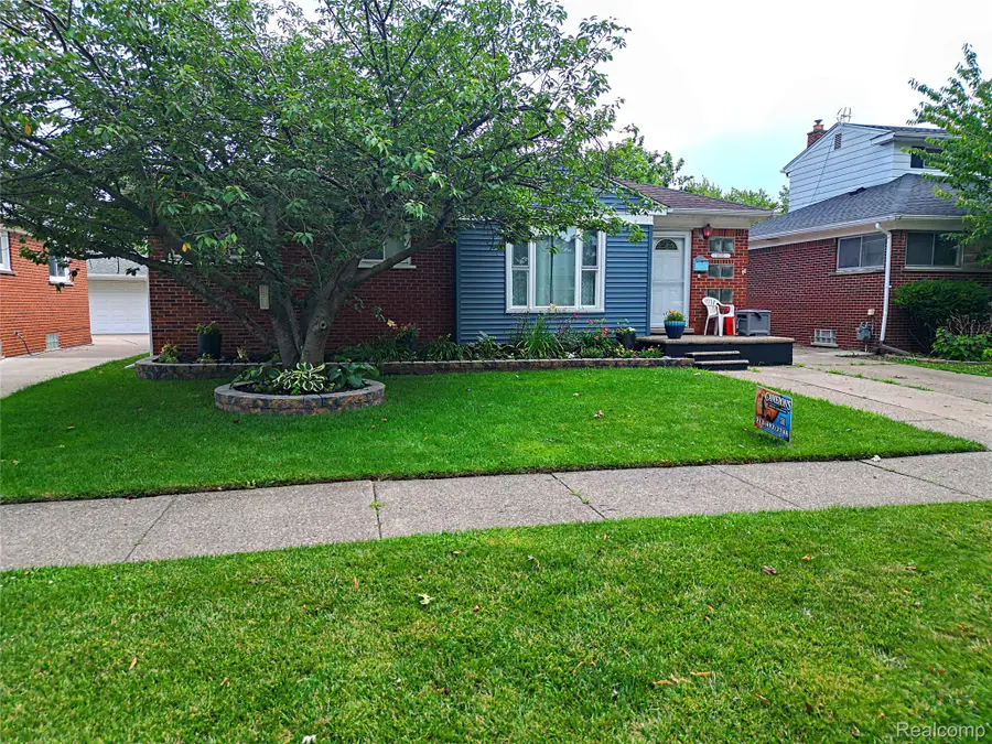 18785 Dale Avenue, Allen Park, MI 48101 - #3
