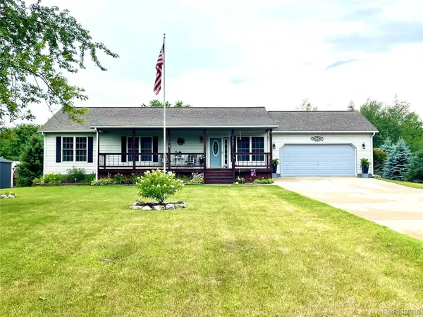 5990 Cobblestone Drive, NorthBranch, MI 48461