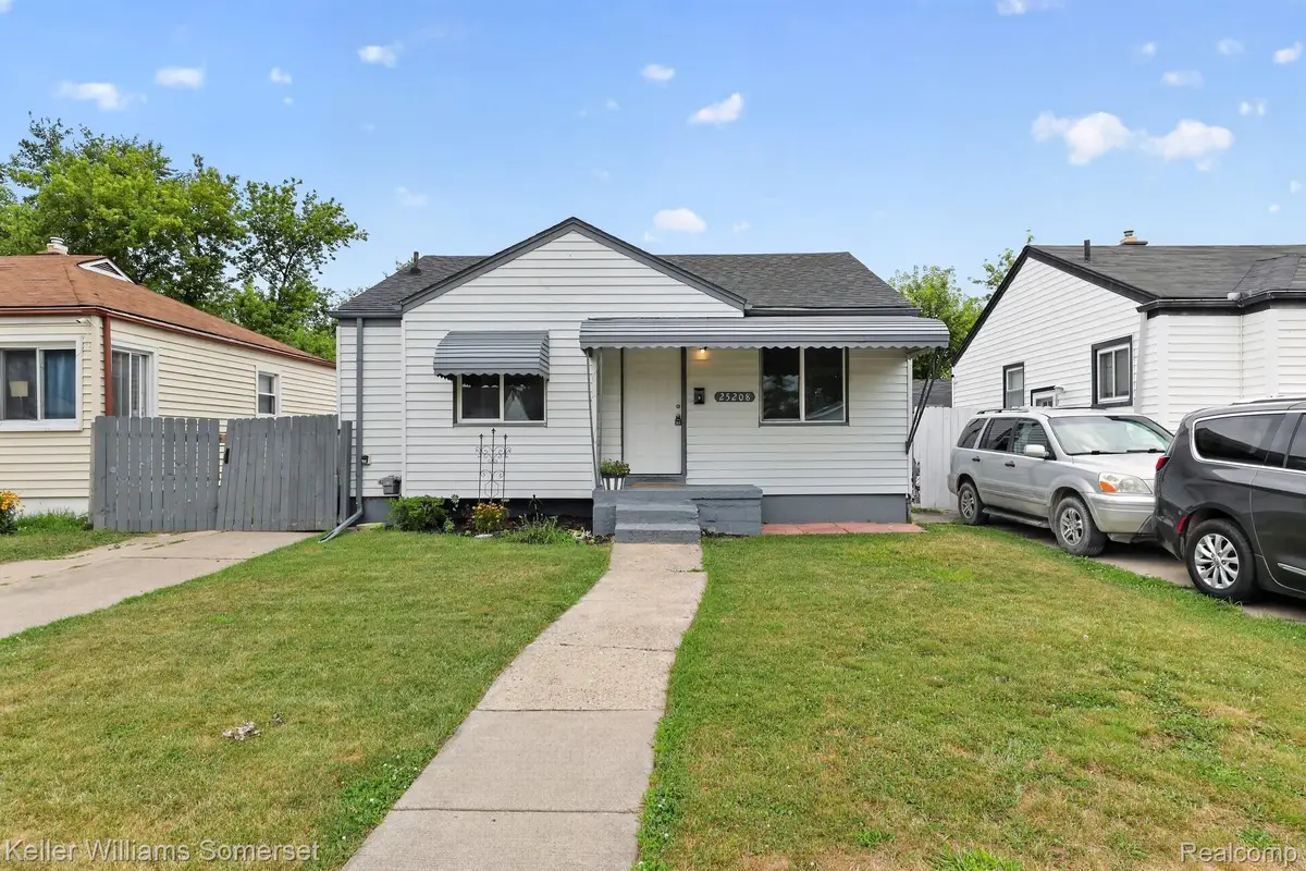 25208 Leach Street, Roseville, MI 48066 - #1