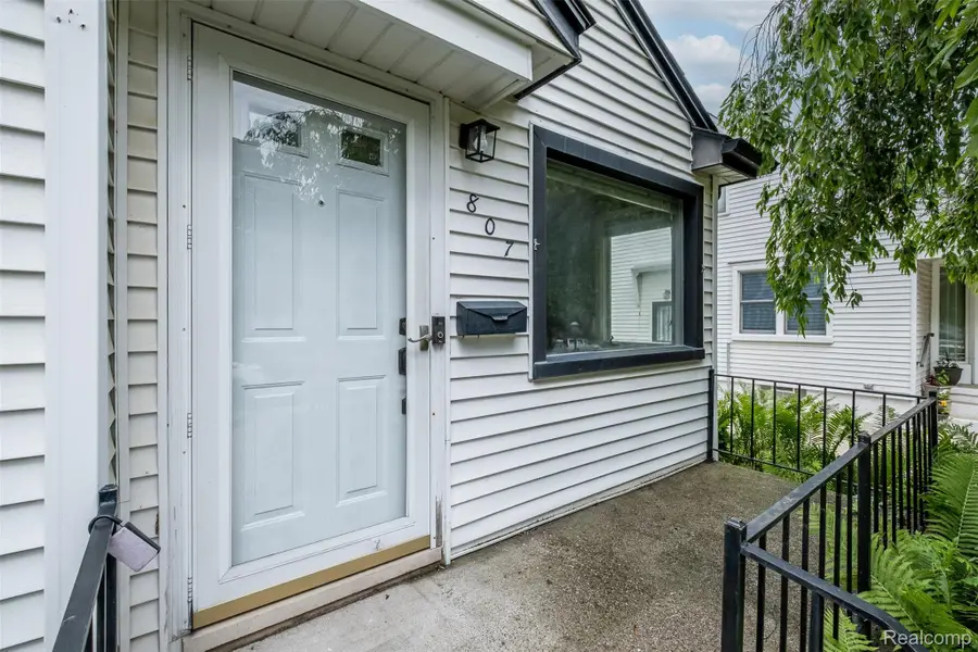 807 Vermont Avenue, Royal Oak, MI 48067 - #3