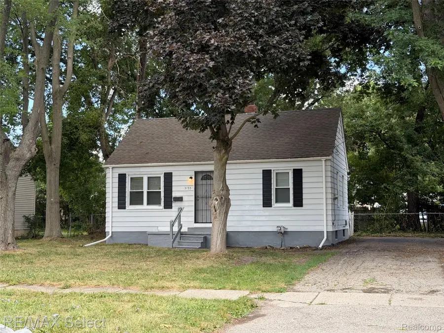 3155 Leith Street, Flint, MI 48506 - #2