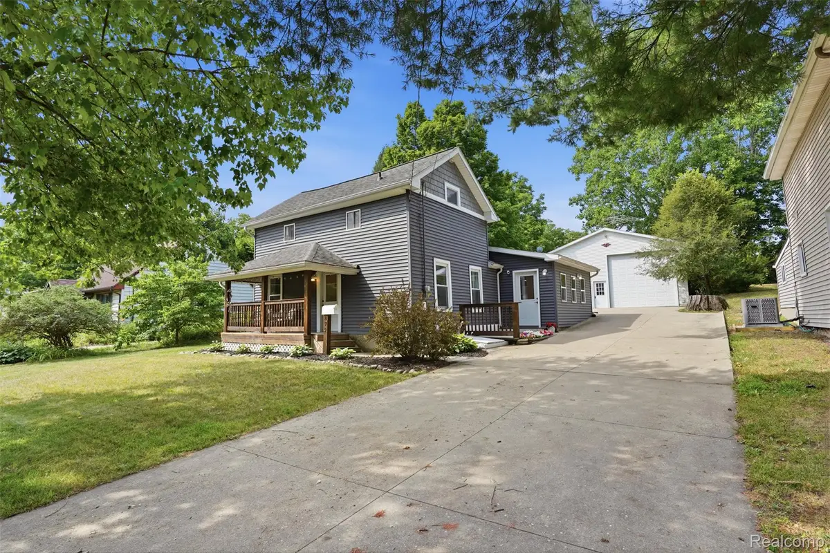872 S Barnes Street, Mason, MI 48854 - #1