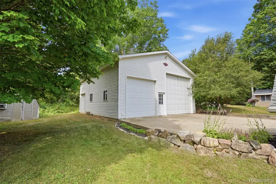 872 S Barnes Street, Mason, MI 48854 - #2