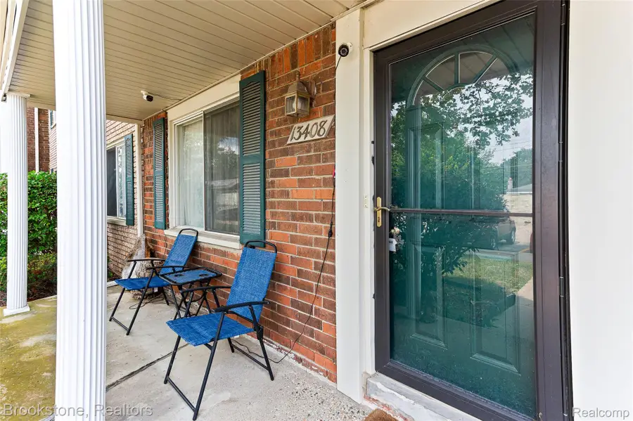 13408 Denver Circle N, Sterling Heights, MI 48312 - #3